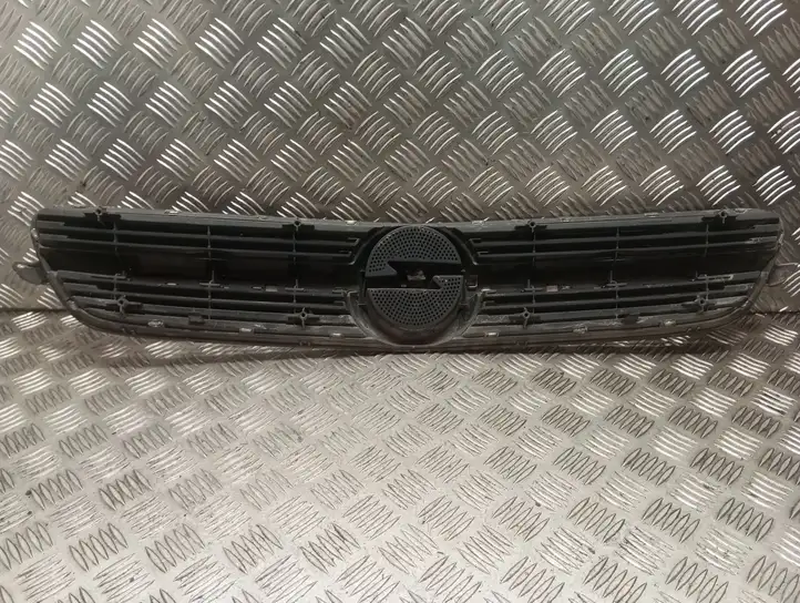 Opel Vectra C (2002 - 2005) 464192822 Верхняя решетка радиатора — фото 2