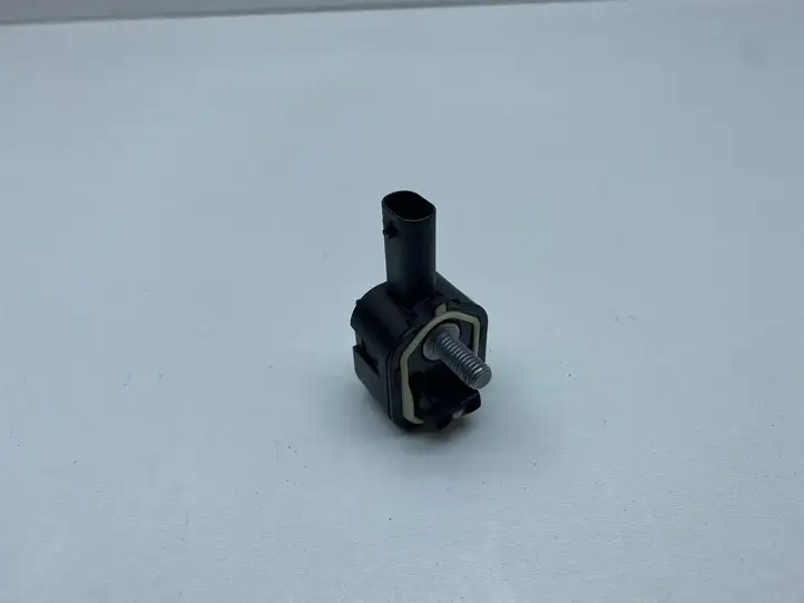 BMW 5 F10 F11 (2009 - 2016)  9224178 Датчик удара надувных подушек