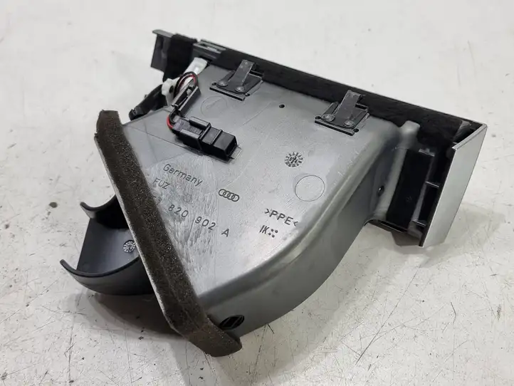 Audi A6 S6 C6 4F (2004 - 2008) 4F1820902 Боковой воздушный дефлектор — фото 7