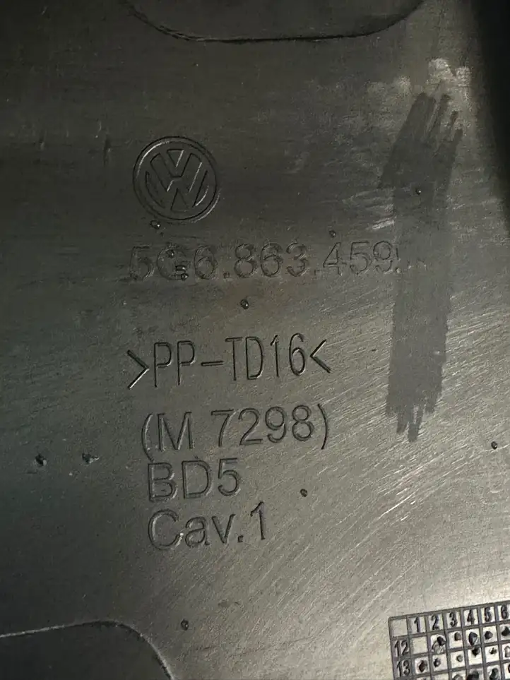 Volkswagen Golf VII (2013 - 2019) 5g6863459 Отделка порога багажника — фото 1