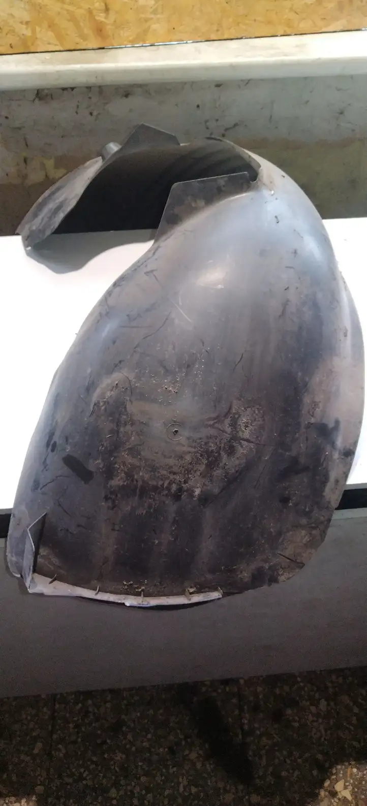 Volkswagen PASSAT B6 (2005 - 2010)  3C0805978 Подкрылок