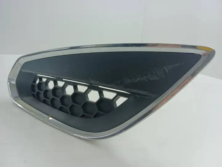 Volvo S60 (2010 - 2013) 31294133 Решетка противотуманной фары — фото 3