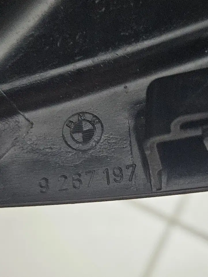 BMW 7 F01 (2008 - 2016) 9267198 Накладка зеркала заднего вида — фото 5