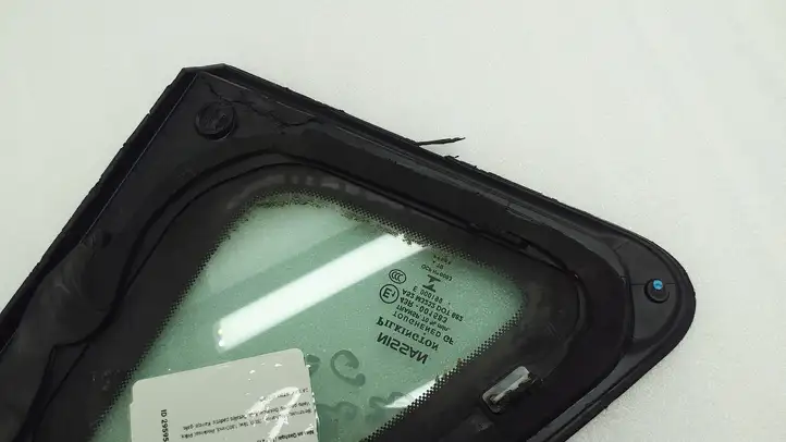 Nissan Qashqai (2017 - 2020) 833134EA0A Заднее боковое стекло — фото 7