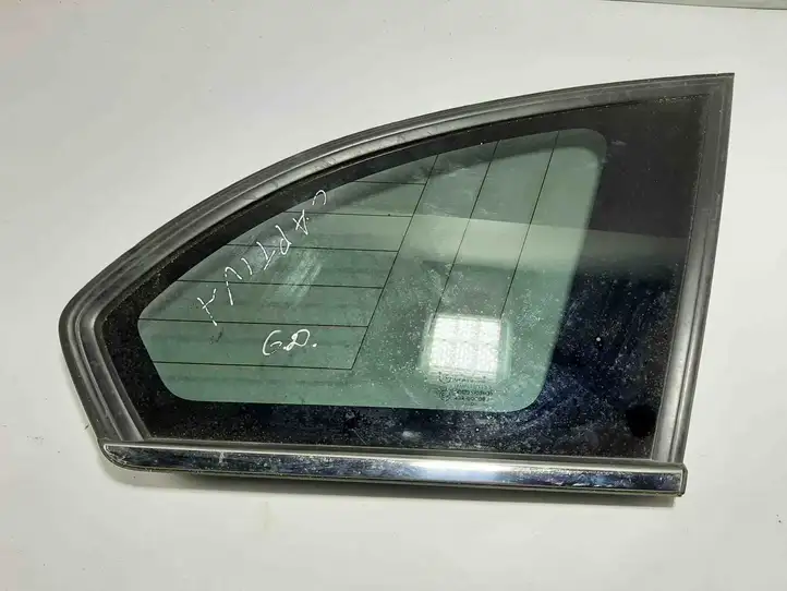 Chevrolet Captiva (2006 - 2011) 43R000083 Форточка двери — фото 1