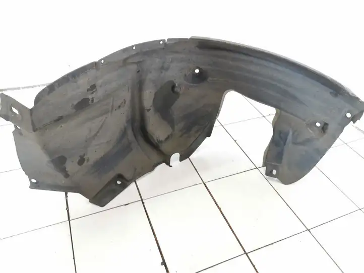 BMW 1 E81 E87 (2004 - 2011) 74850610 Подкрылок колесной арки — фото 1