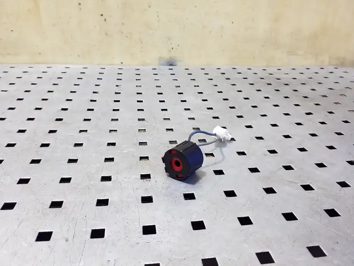 Jeep Grand Cherokee (2010 - 2021)  9940070208 Звуковой сигнал