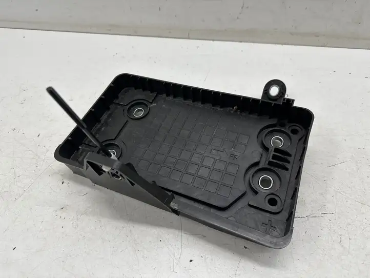 Nissan Qashqai J12 (2021 - ) 244286UB0A Площадка аккумулятора — фото 2