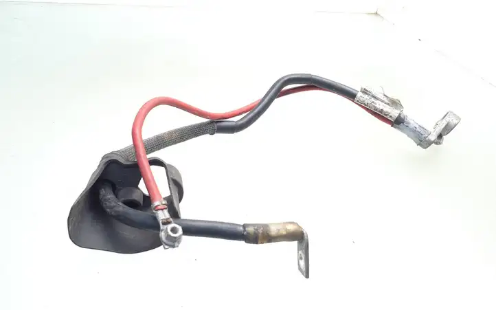 Volkswagen PASSAT B6 (2005 - 2010) 1K0971228L Плюсовой провод аккумулятора — фото 1
