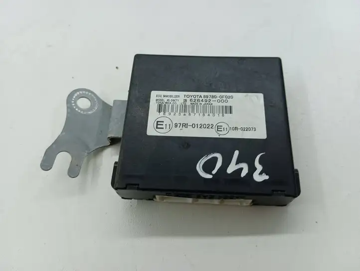 Toyota Corolla Verso AR10 (2004 - 2009) 897800F020 Блок иммобилайзера — фото 1