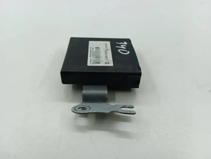 Toyota Corolla Verso AR10 (2004 - 2009) 897800F020 Блок иммобилайзера — фото 4