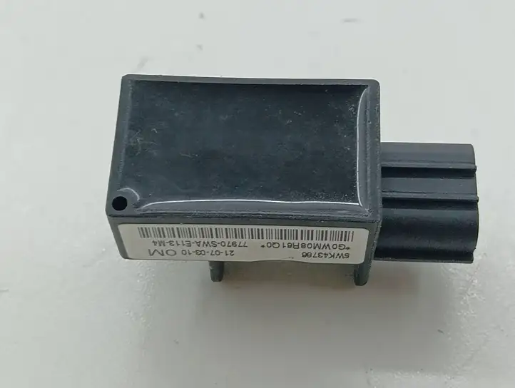 Honda CR-V (2006 - 2009) 5WK3786 Датчик удара SRS — фото 3