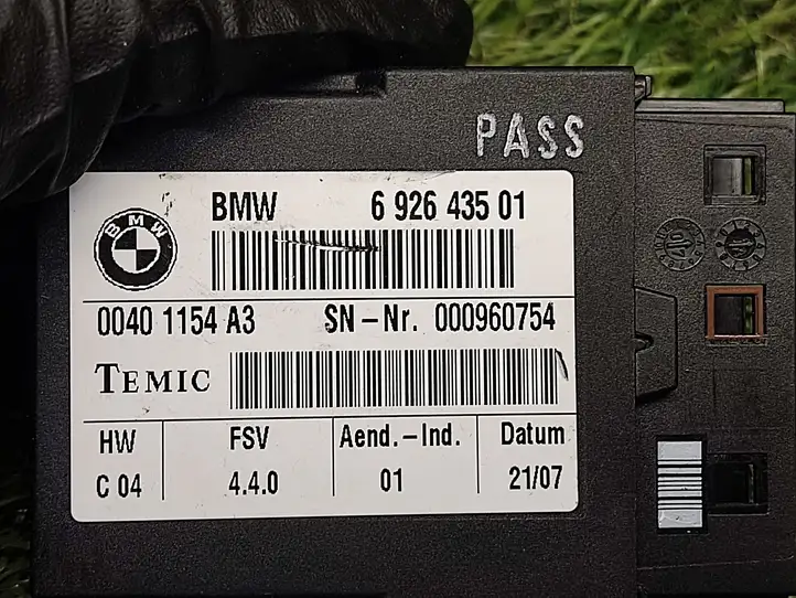 BMW 3 E90 E91 (2005 - 2012) 6926435 Блок управления сиденьем — фото 2