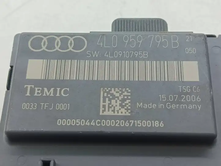 Audi Q7 4L (2005 - 2009) 4L0959795B Блок управления дверью — фото 4