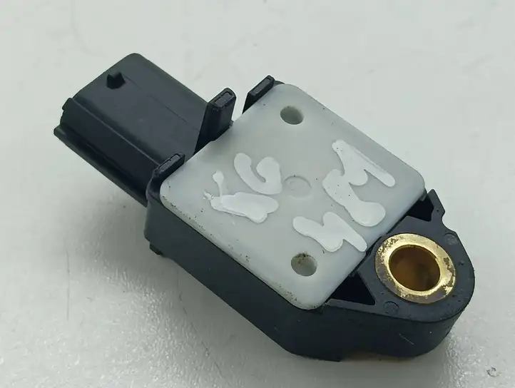 Toyota Avensis T250 (2003 - 2006) 8983305020 Датчик удара SRS — фото 2