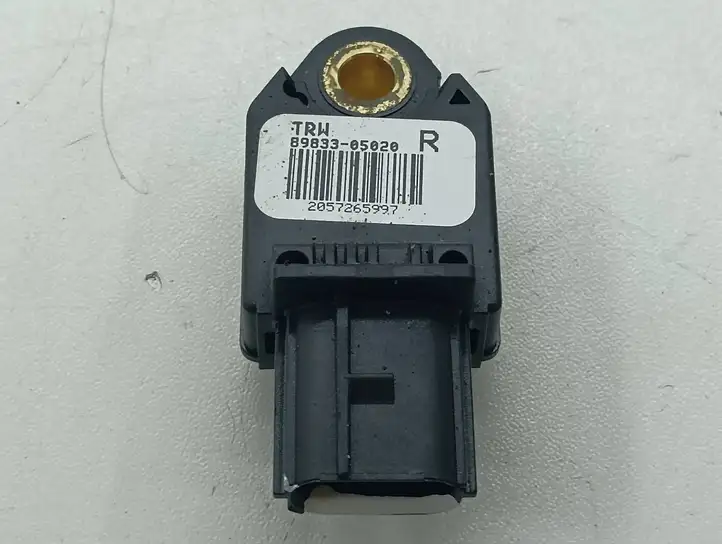Toyota Avensis T250 (2003 - 2006) 8983305020 Датчик удара SRS — фото 4