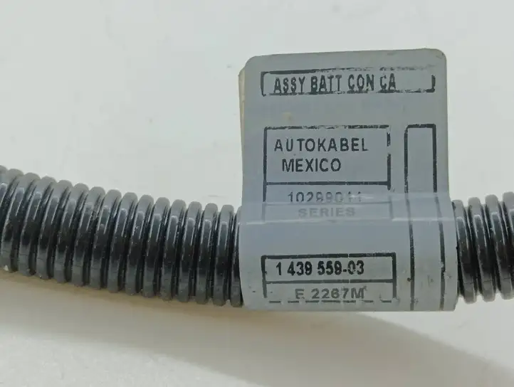 BMW X5 E53 (1999 - 2006) 10299011 Плюсовой провод аккумулятора — фото 4