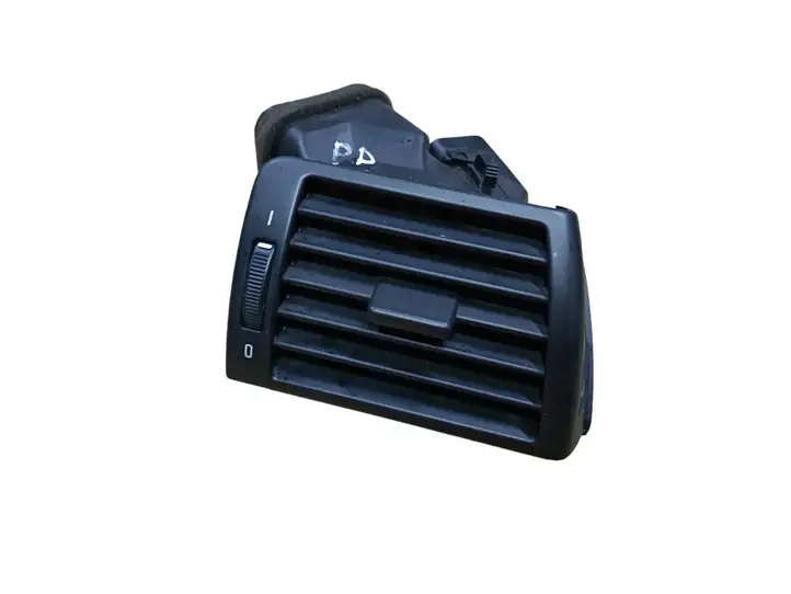 BMW 3 E46 (1998 - 2005) 64228361898 Боковой воздушный дефлектор — фото 1