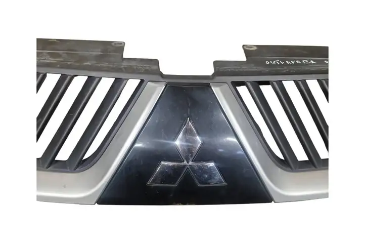 Mitsubishi Outlander (2007 - 2012) 7450A037ZZ Передняя решетка — фото 2