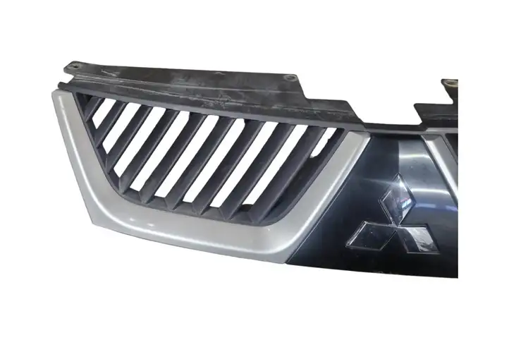Mitsubishi Outlander (2007 - 2012) 7450A037ZZ Передняя решетка — фото 7