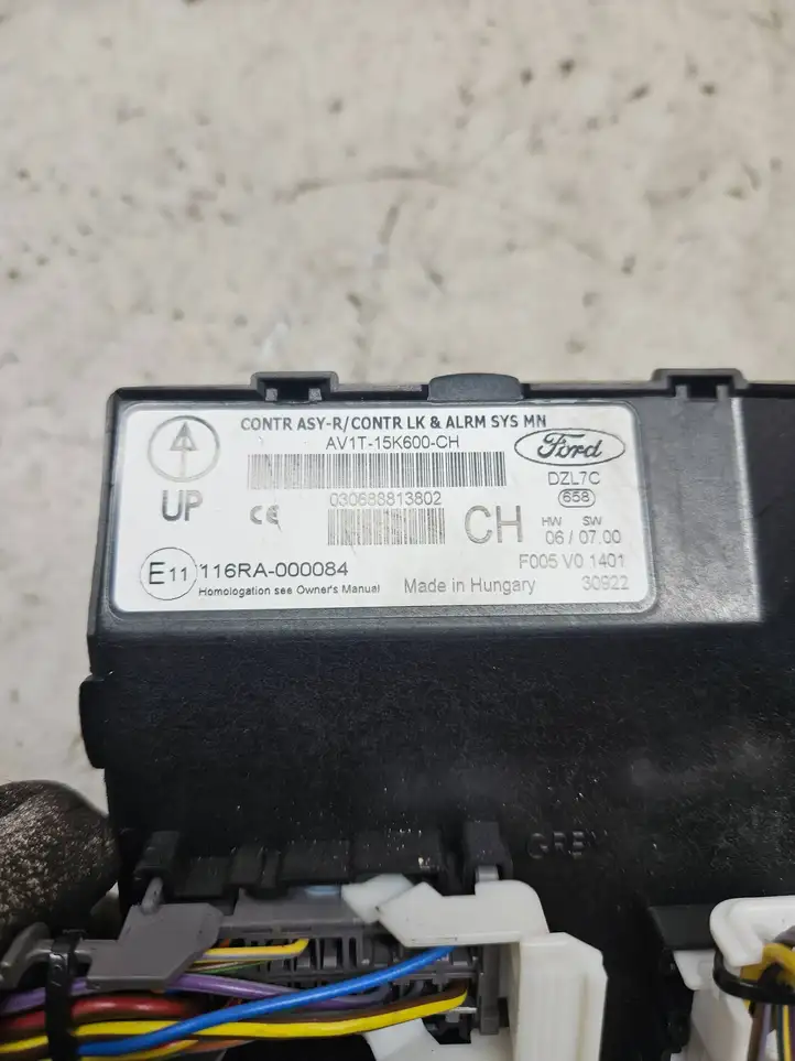 Ford Fiesta (2013 - 2017) AV1T15K600CH Модуль комфорта — фото 5