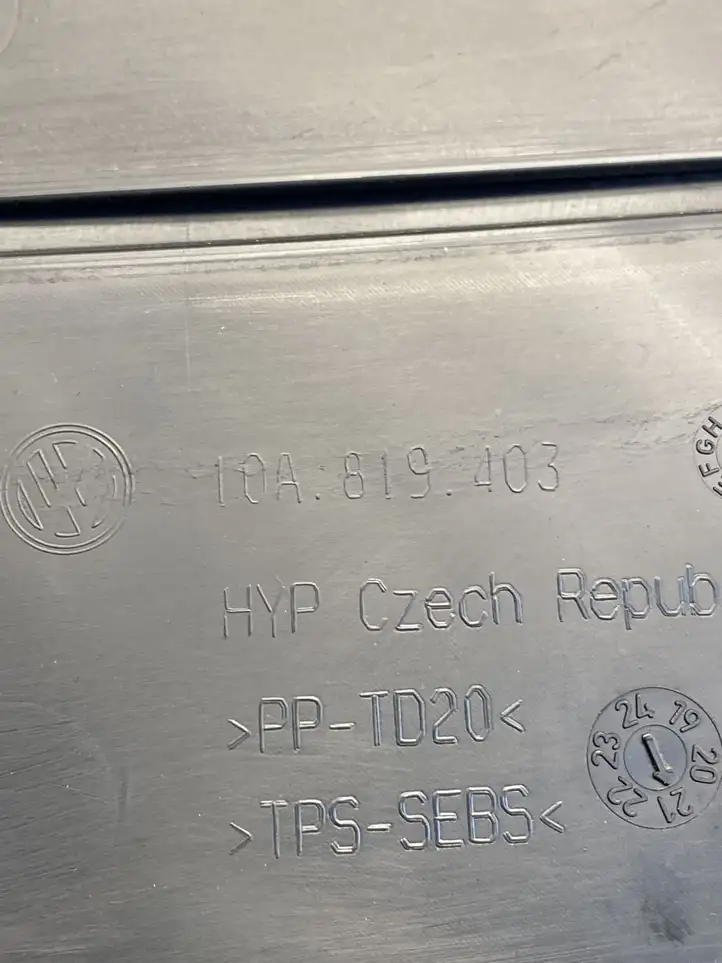 Volkswagen ID.3 (2019 - ) 10A819403 Жабо стеклоочистителей — фото 6