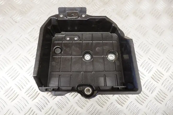 Toyota Corolla E210 E21 (2018 - ) 7440402800 Площадка аккумулятора — фото 4