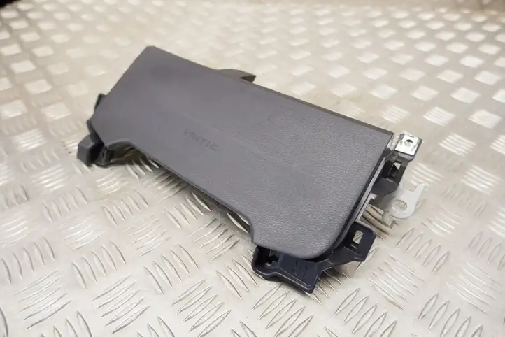 Toyota Corolla E210 E21 (2018 - ) GA51403080 Коленная подушка безопасности — фото 1