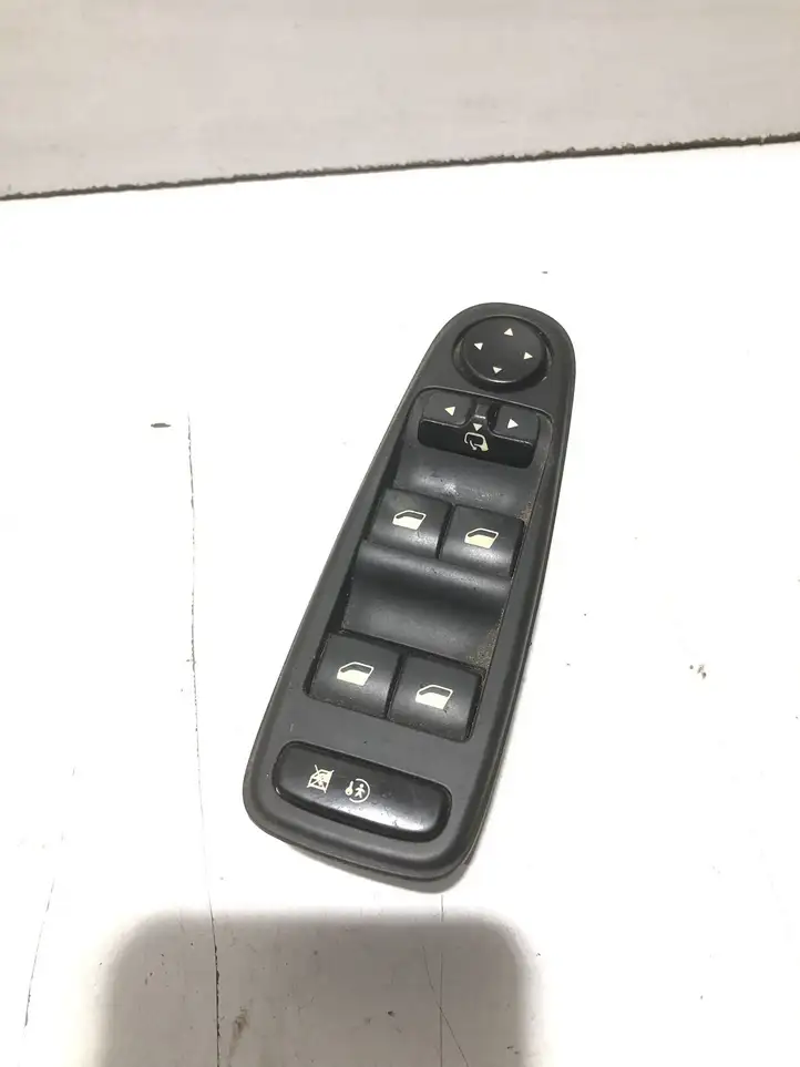 Citroen C4 I Picasso (2006 - 2013) 96639383ZD Блок кнопок стеклоподъемников — фото 1