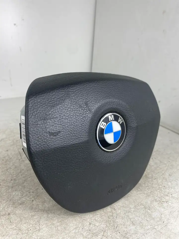 BMW 5 F10 F11 (2009 - 2016) 33678382902 Подушка безопасности руля — фото 2