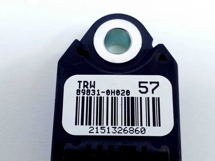 Toyota Aygo AB40 (2018 - 2021) 898310H020 Датчик удара SRS — фото 2