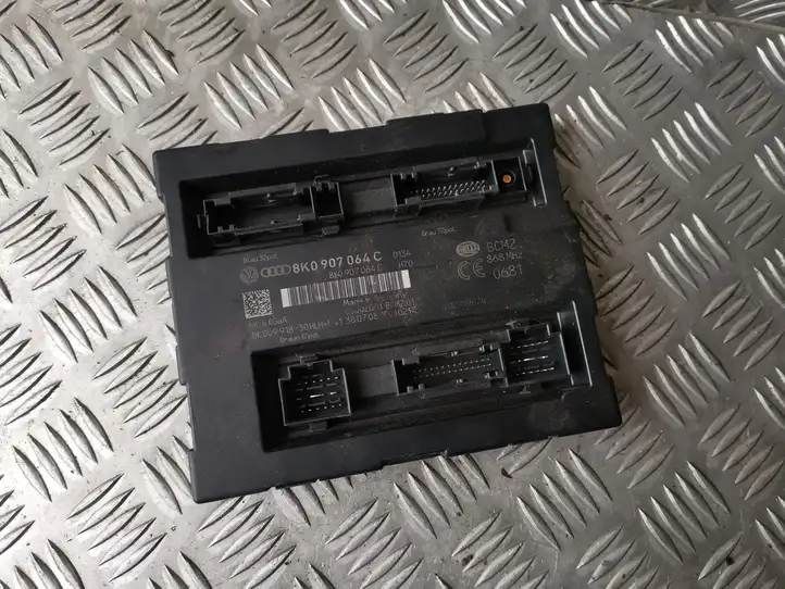Audi A4 S4 B8 8K (2007 - 2011) 8K0907064C Модуль комфорта — фото 4