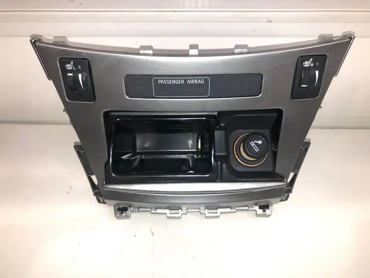 Toyota Avensis T270 (2012 - 2015) 5880405140 Пепельница — фото 2