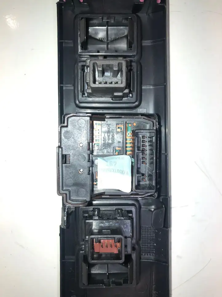 Toyota Avensis T270 (2012 - 2015) 5544605060 Другие включатели / ручки/ переключатели — фото 3
