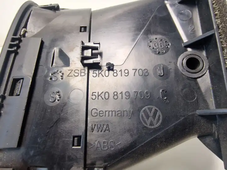 Volkswagen Golf VI (2009 - 2013) 5K0819709C Боковой воздушный дефлектор — фото 4