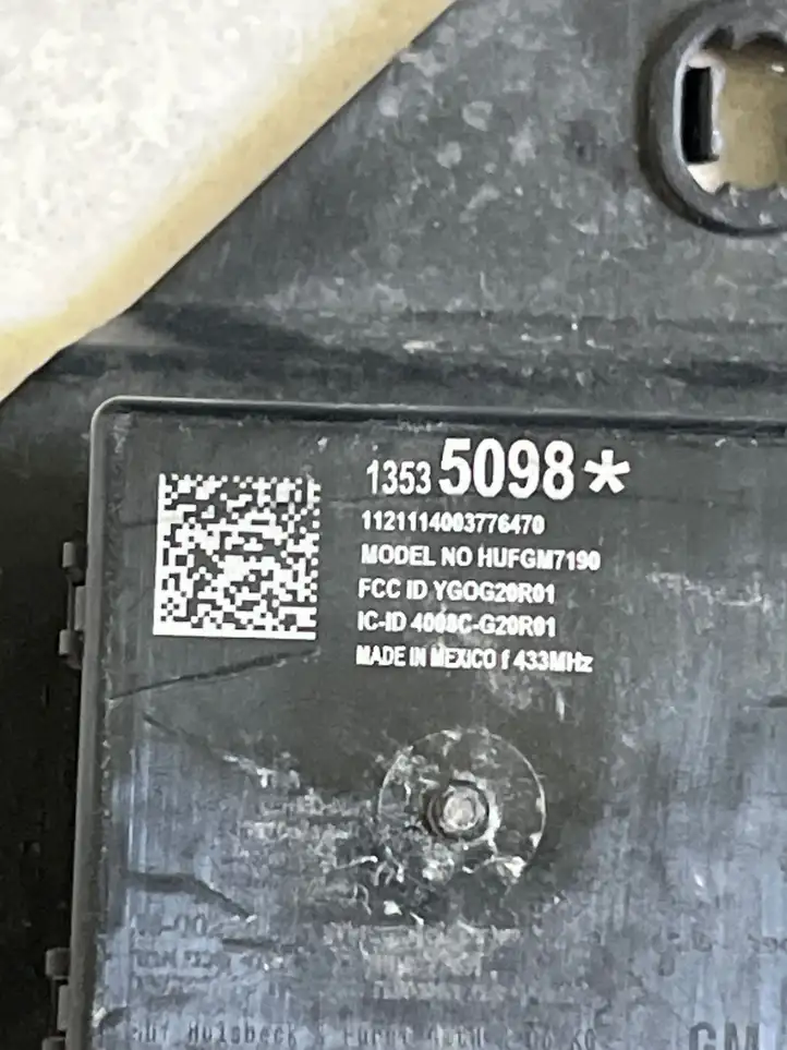 Chevrolet Corvette C8 (2020 - ) 13535098 Блок бесключевого доступа — фото 4