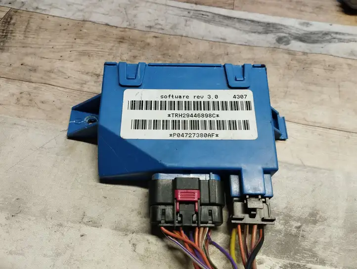 Chrysler Pacifica (2003 - 2008) P04727380AF Блок управления крышкой багажника — фото 1