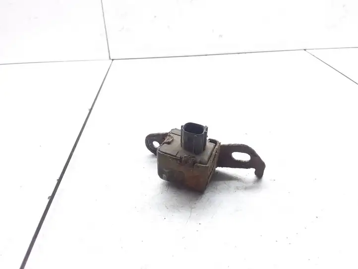 Toyota Corolla E120 E130 (2000 - 2004) 8917313030 Датчик удара SRS — фото 2