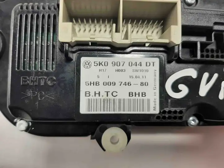 Volkswagen Jetta VI (2011 - 2018) 5K0907044DT Управление климат контролем — фото 3