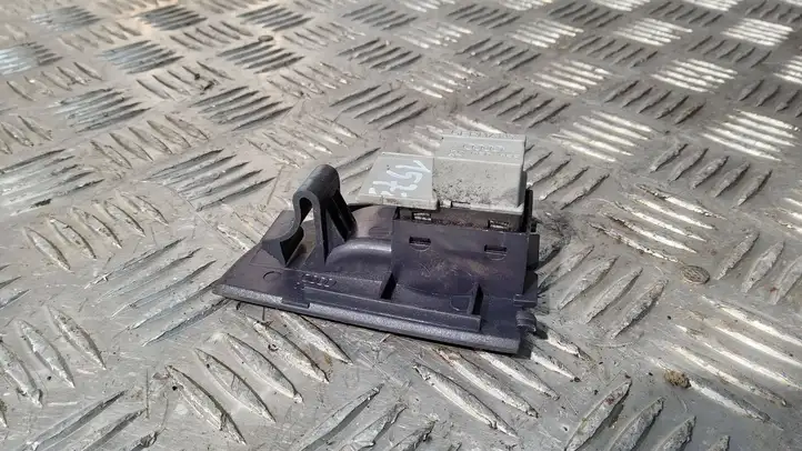 Audi A6 S6 C5 4B (2001 - 2004) 4B0959855 Кнопка стеклоподъемников — фото 2