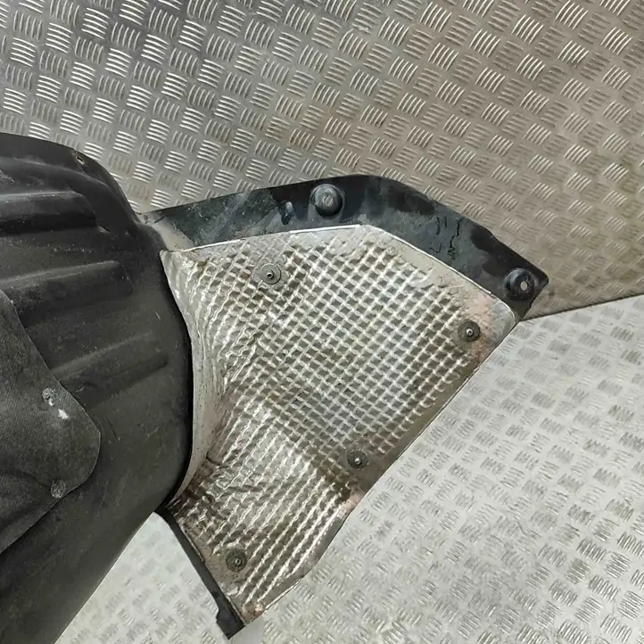 Aston Martin Vantage III (2005 - 2008) 6G3354279L22AE Задний подкрылок — фото 6