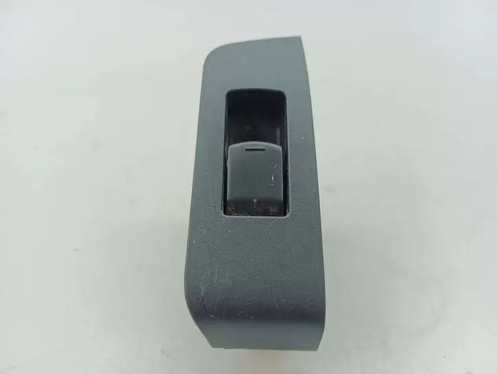 Nissan X-Trail T31 (2007 - 2014) 82960JG00A Кнопка стеклоподъемников — фото 1