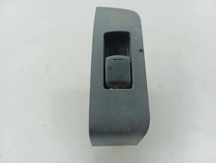Nissan X-Trail T31 (2007 - 2014) 82961JG00A Кнопка стеклоподъемников — фото 1