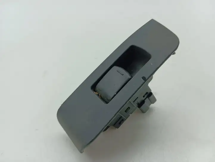 Nissan X-Trail T31 (2007 - 2014) 82961JG00A Кнопка стеклоподъемников — фото 3