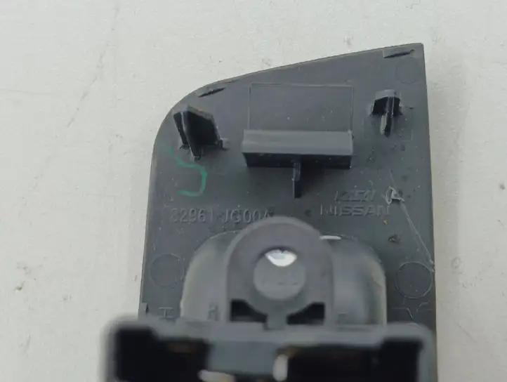 Nissan X-Trail T31 (2007 - 2014) 82961JG00A Кнопка стеклоподъемников — фото 7