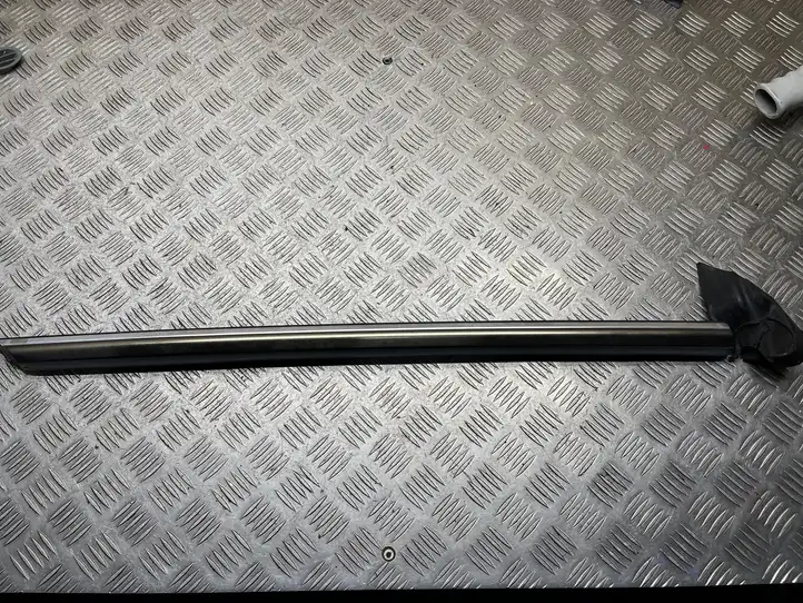 Mercedes-Benz CL C215 (2000 - 2006) A2156700138 Облицовка заднего бокового стекла — фото 1
