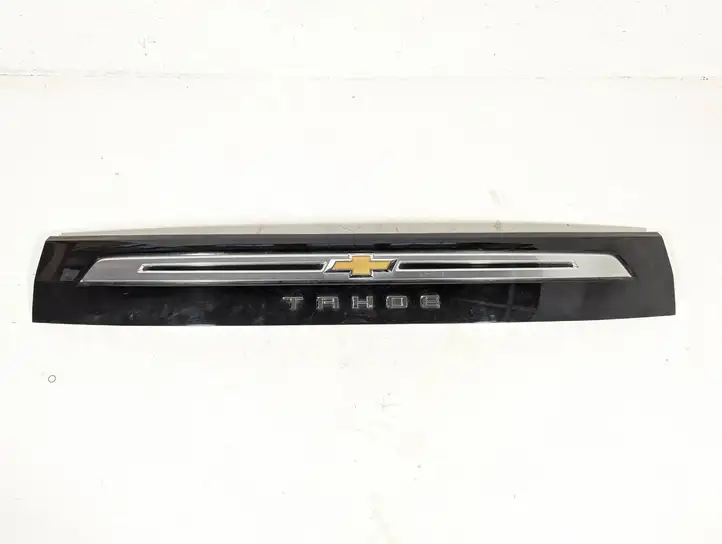 Chevrolet Tahoe (2020 - ) 8519302 Обшивка багажника — фото 1