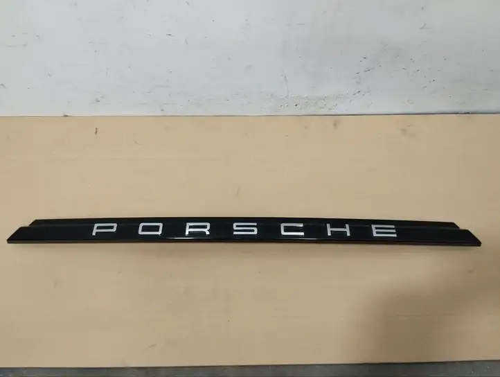 Porsche Panamera (971) (2016 - 2020) 971827044B Обшивка багажника — фото 2