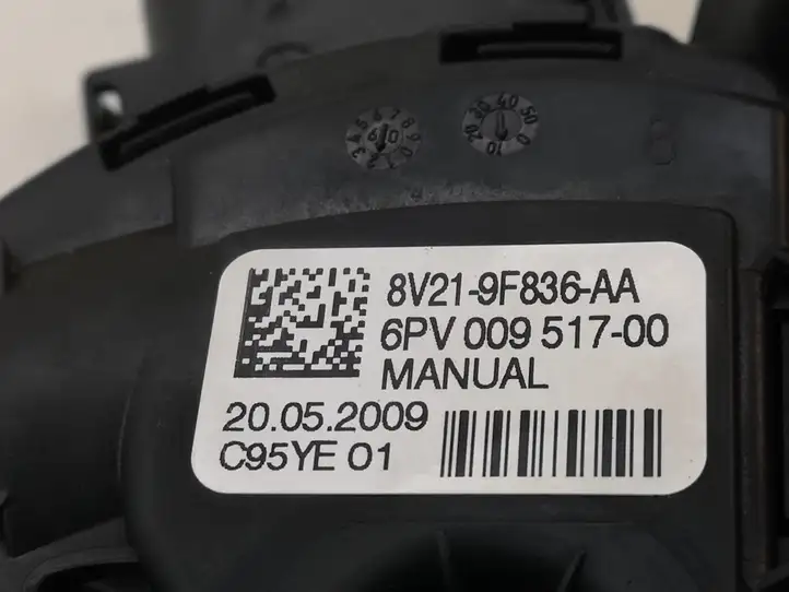 Ford Fiesta (2006 - 2008) 8V219F836AA Педаль акселератора — фото 6