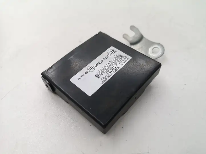 Toyota Corolla Verso AR10 (2004 - 2009) 897800F020 Блок иммобилайзера — фото 3
